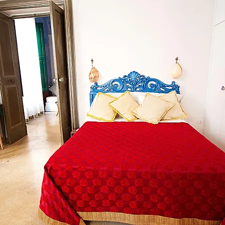Palazzo Salapolis - Luxury Apartmán *